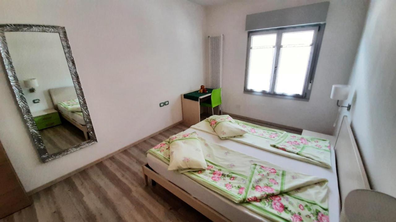 Casa Gemma Apartment มัลเชซิเน ภายนอก รูปภาพ