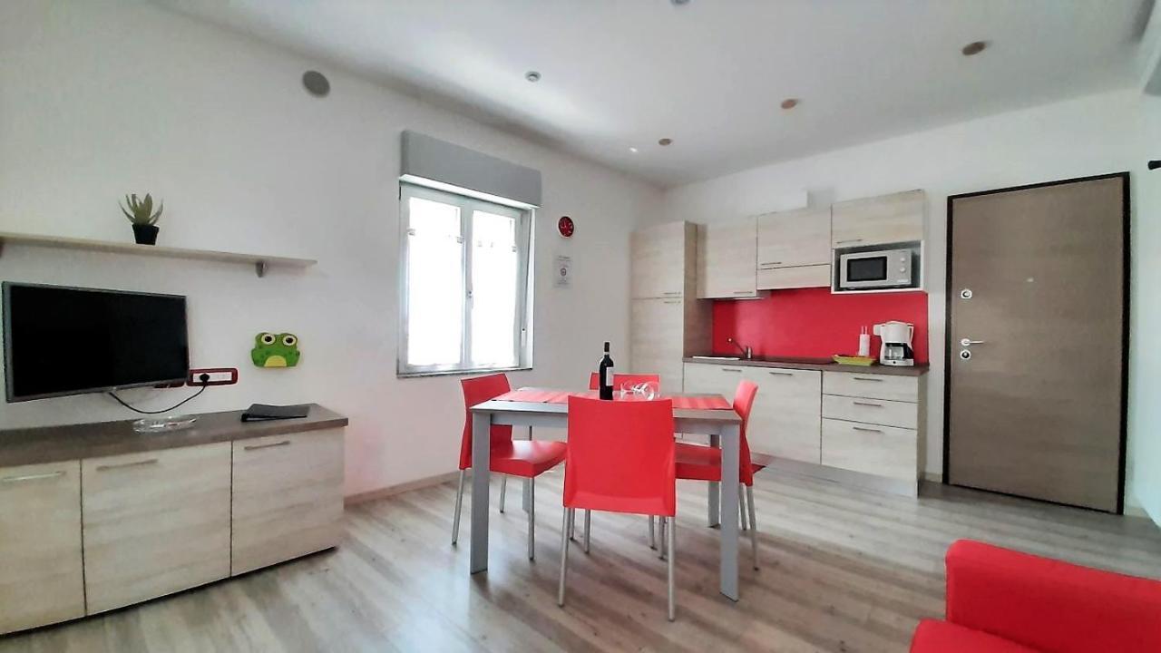 Casa Gemma Apartment มัลเชซิเน ภายนอก รูปภาพ