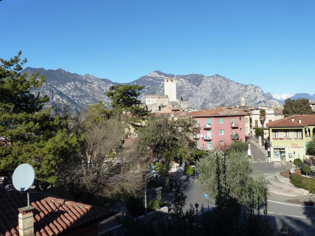 Casa Gemma Apartment มัลเชซิเน ภายนอก รูปภาพ