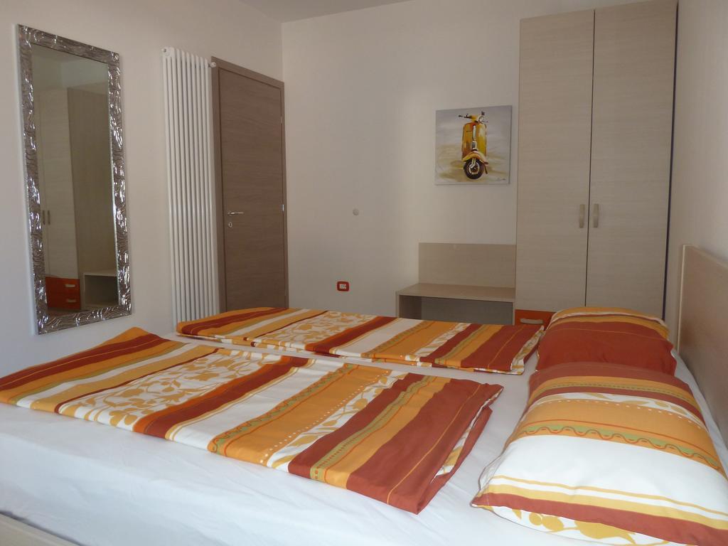 Casa Gemma Apartment มัลเชซิเน ภายนอก รูปภาพ